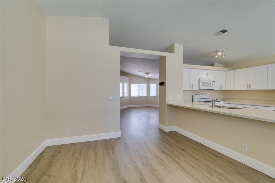 2325 Ramsgate Drive Property Photo 16