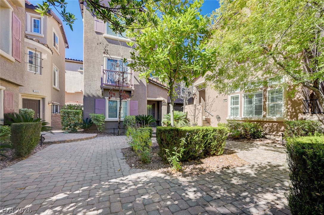 1849 Ardilea Street Property Photo 7