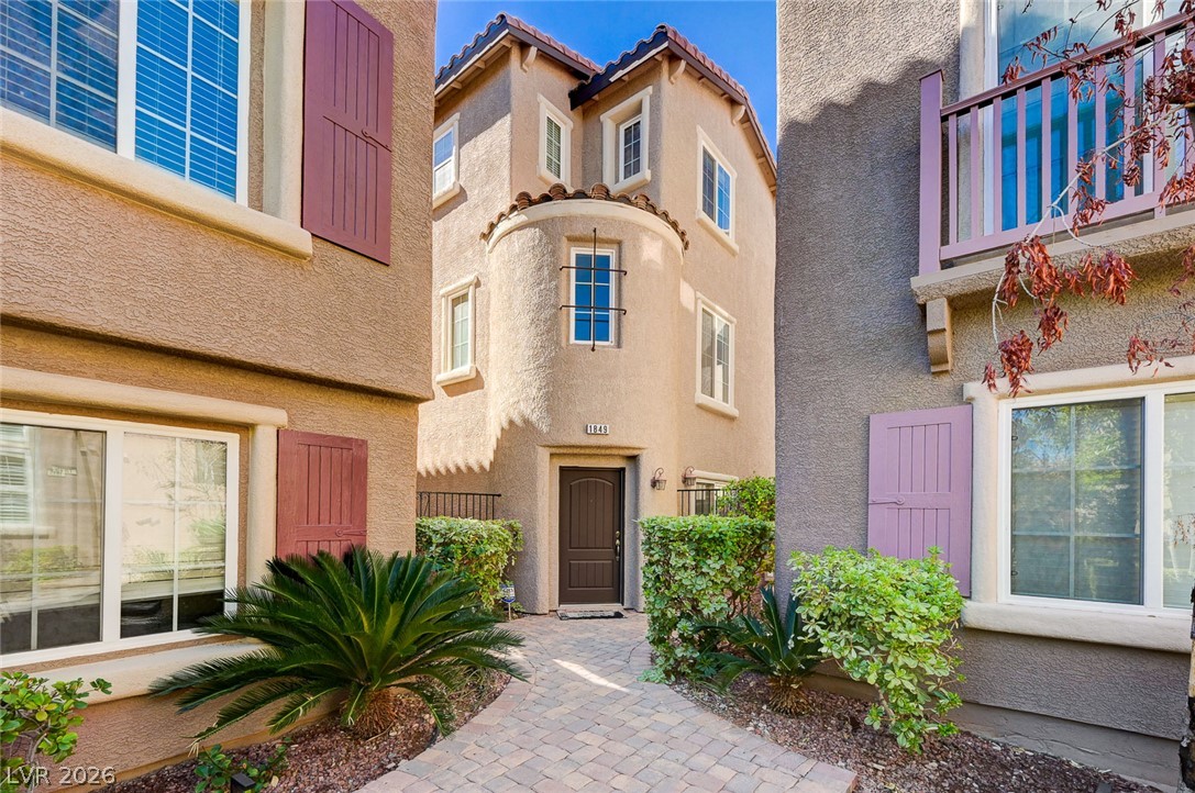 1849 Ardilea Street Property Photo 8