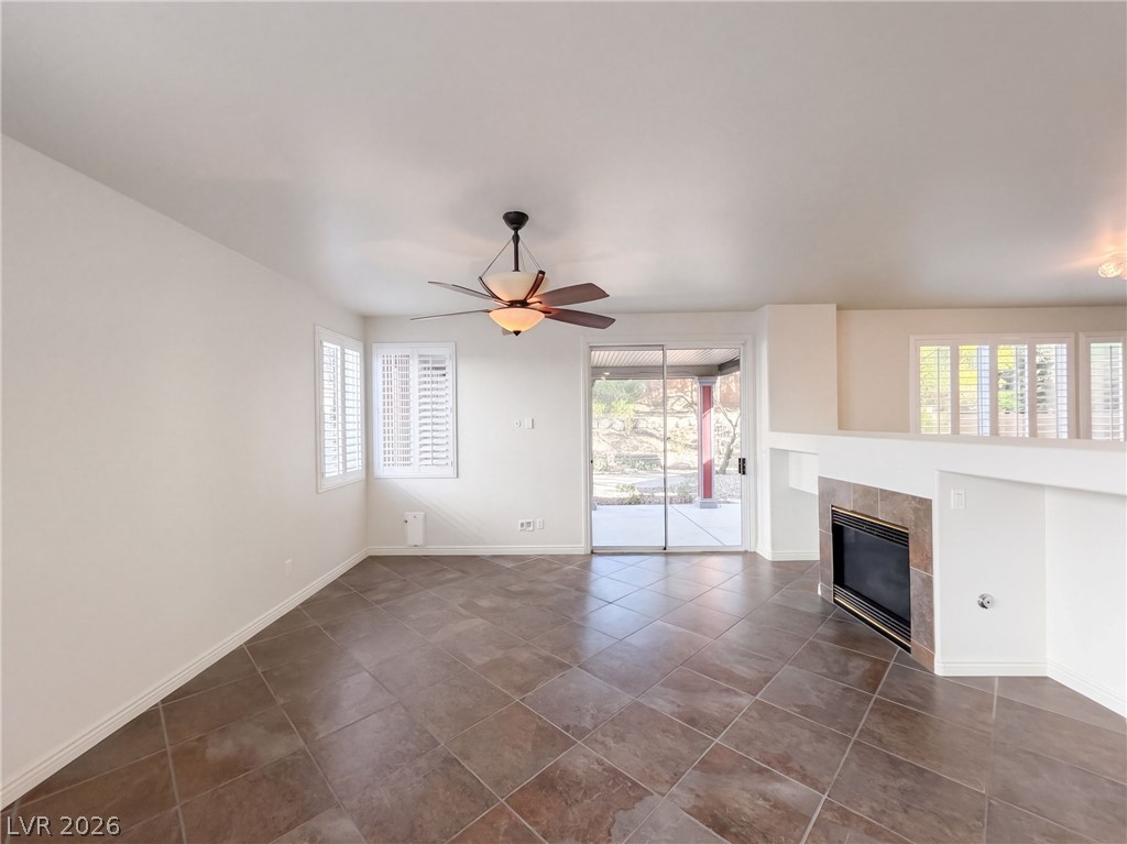 2559 Hitchcock Street Property Photo 3