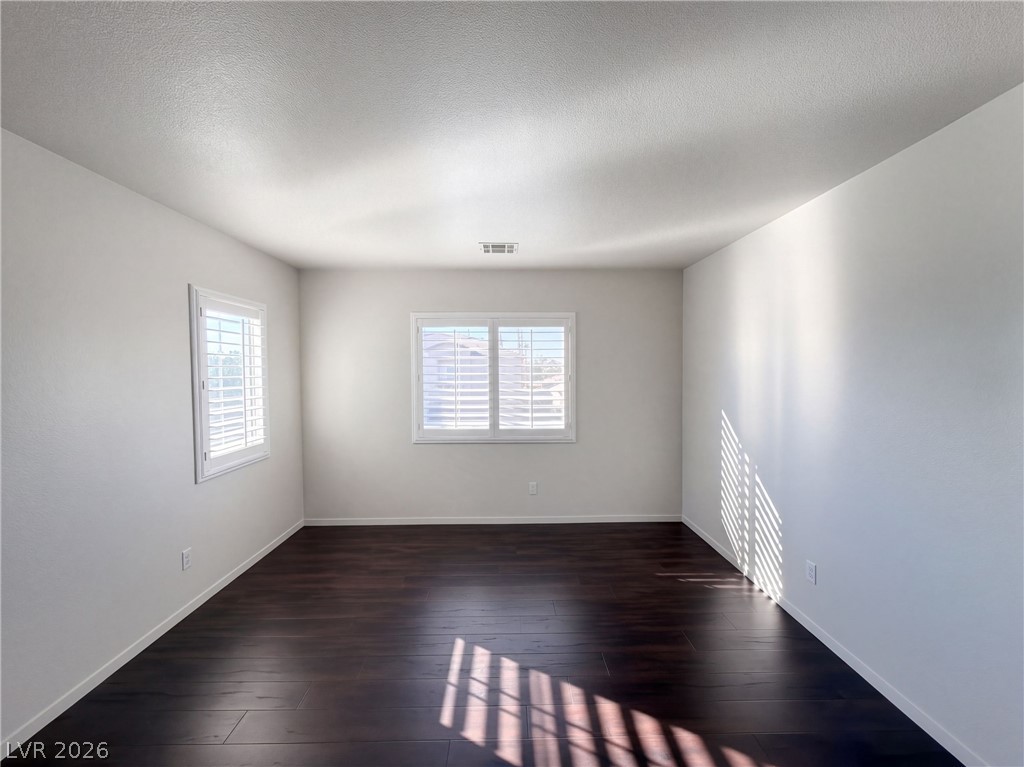 2559 Hitchcock Street Property Photo 17