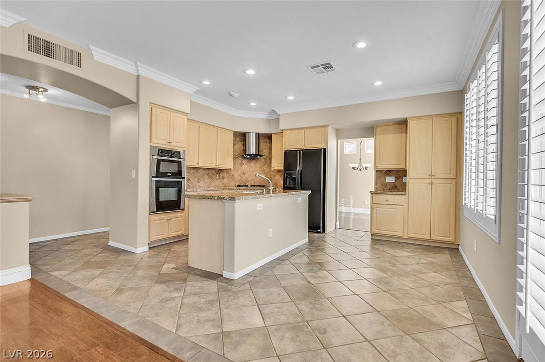 10249 Huxley Cross Lane Property Photo 7