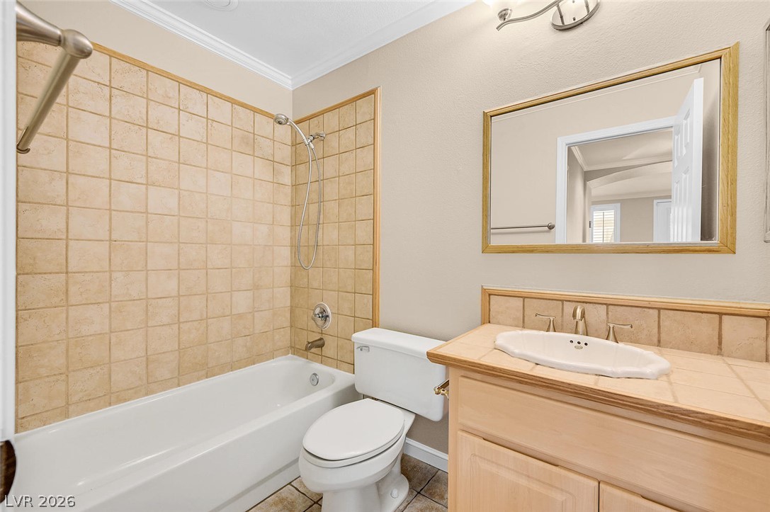10249 Huxley Cross Lane Property Photo 12
