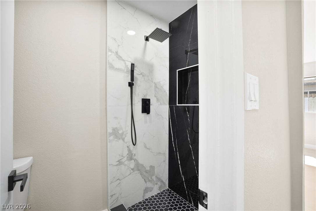 324 Lakehurst Road Property Photo 26
