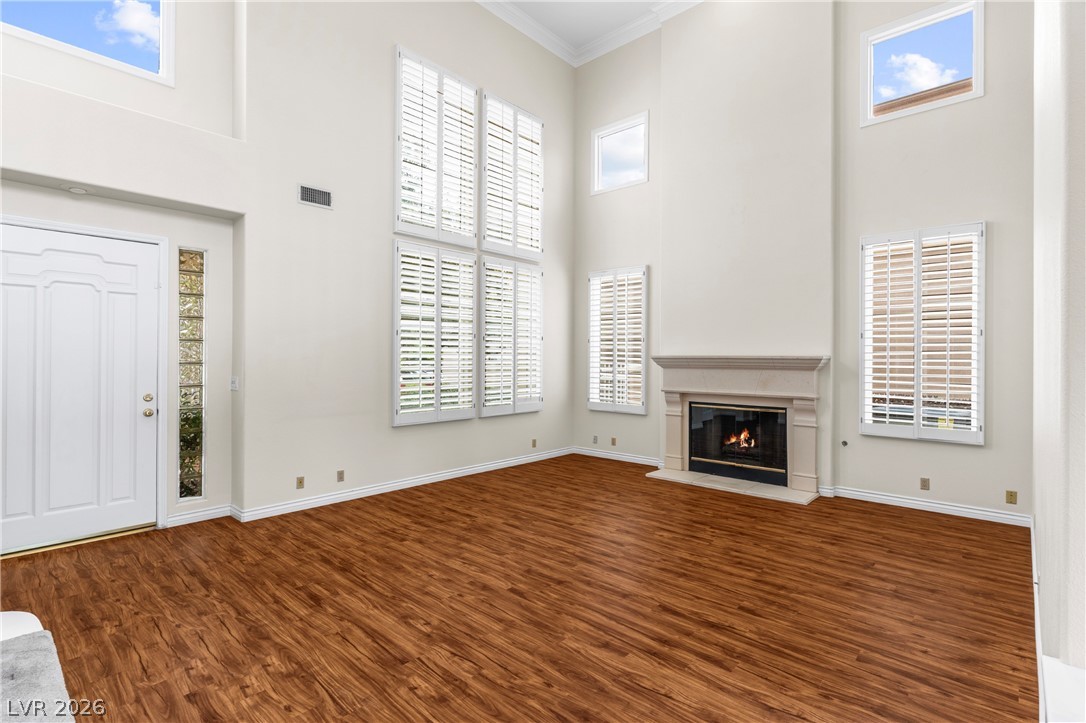 8490 Carmel Ridge Court Property Photo 6
