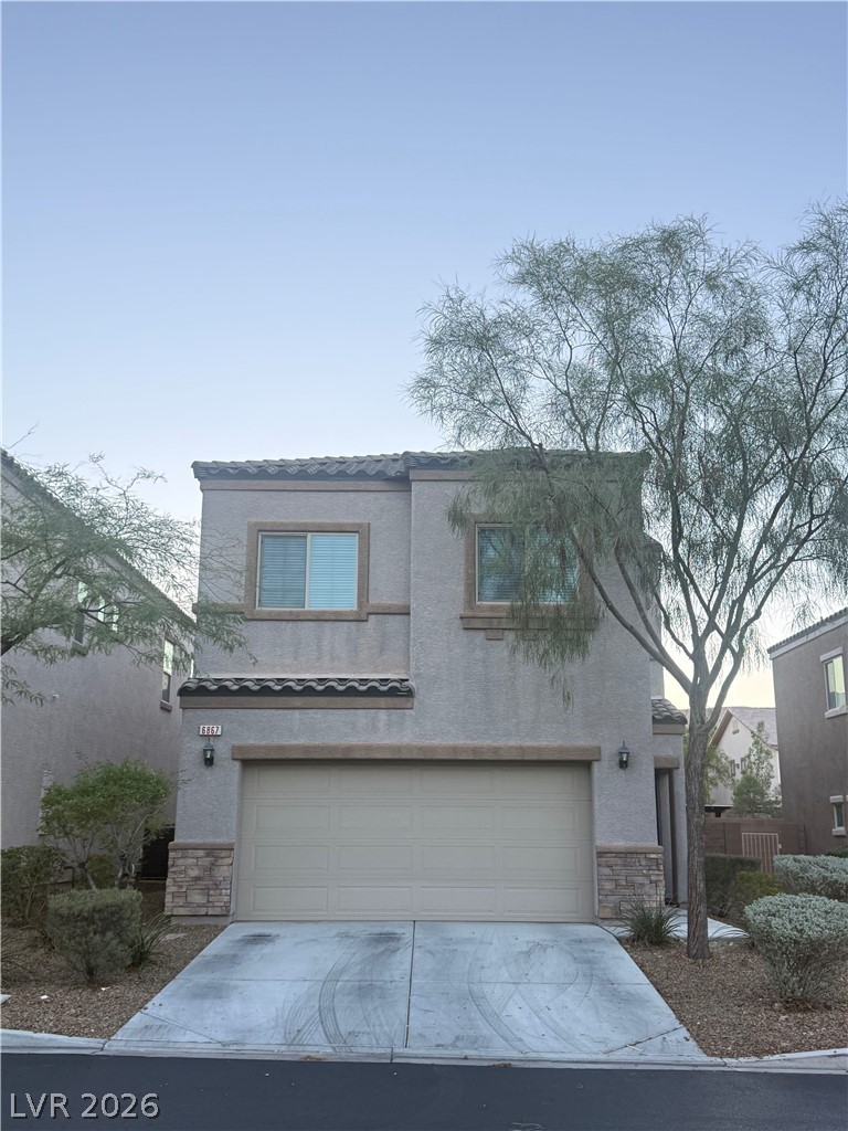 6867 Dragonfly Rock Street