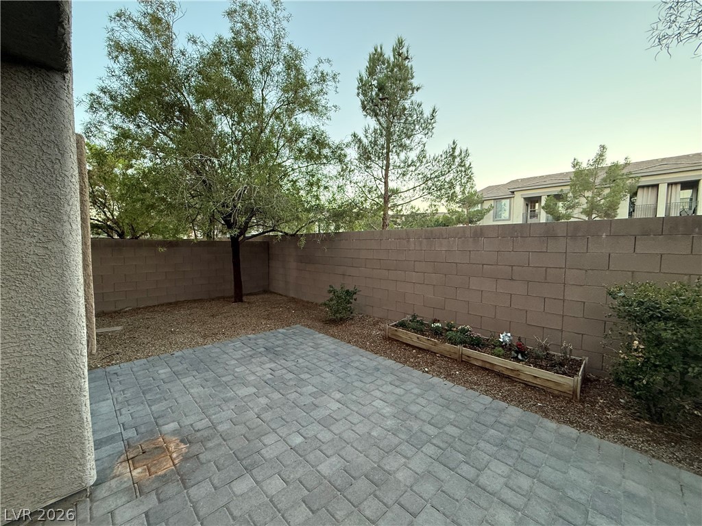 6867 Dragonfly Rock Street Property Photo 12