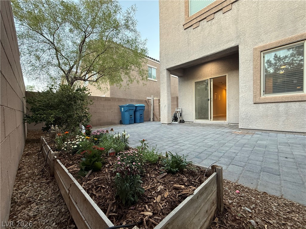 6867 Dragonfly Rock Street Property Photo 14