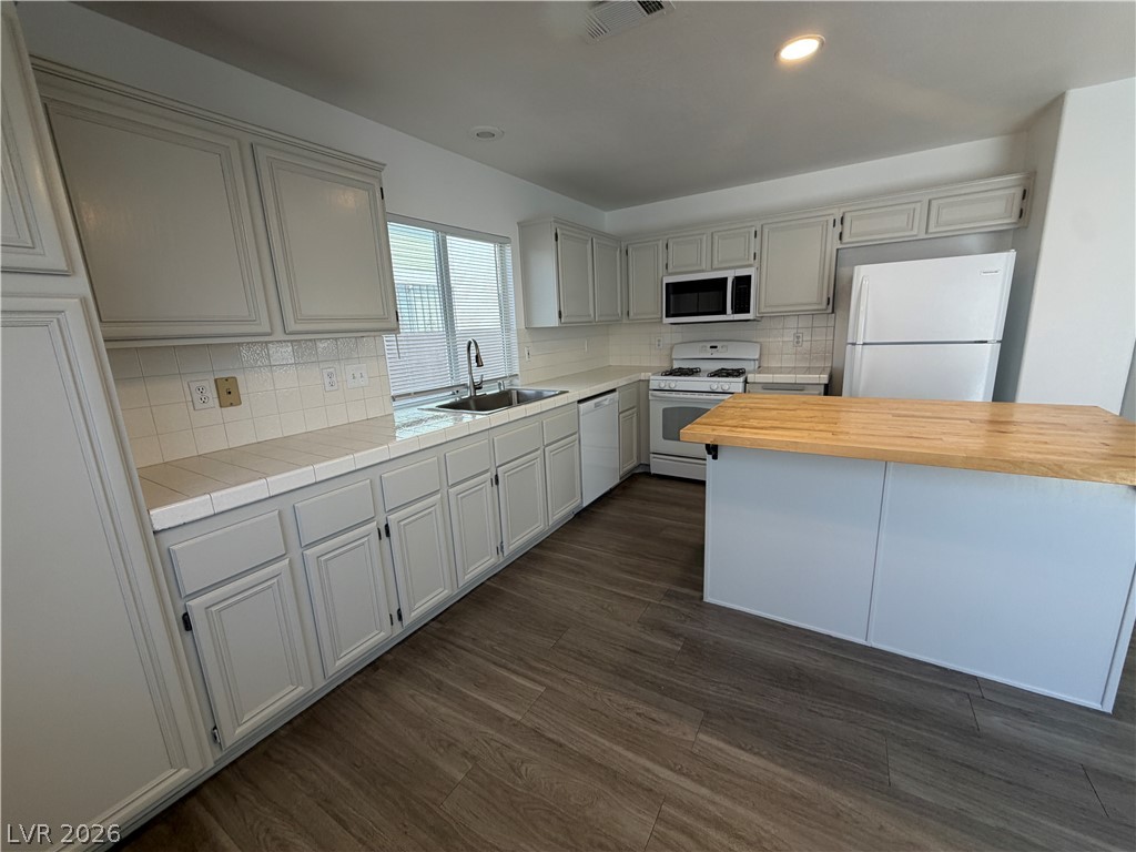 3541 Summerday Court Property Photo 13