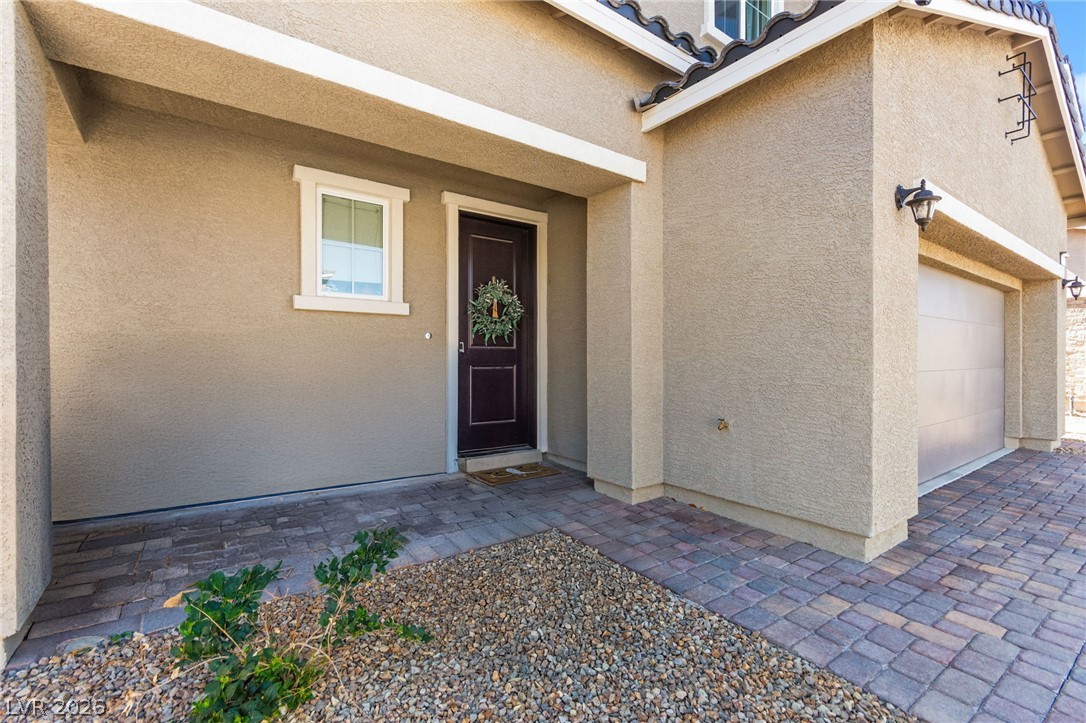 10757 Alamino Avenue Property Photo 8