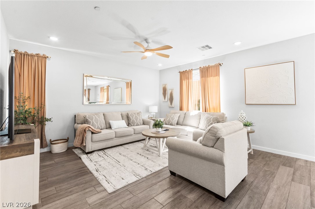 10757 Alamino Avenue Property Photo 12