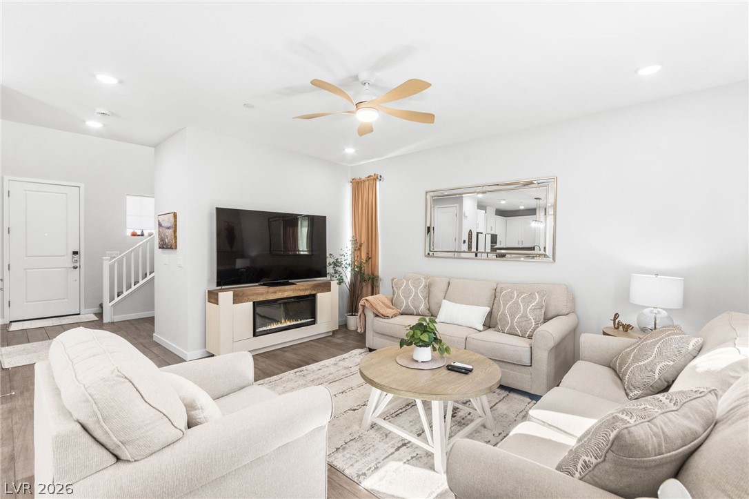 10757 Alamino Avenue Property Photo 14