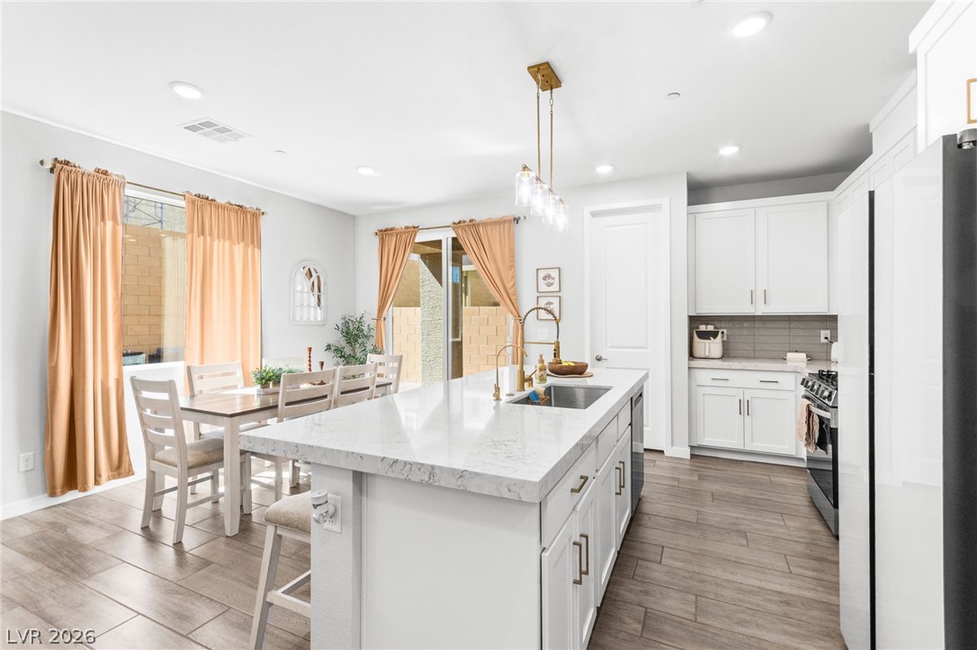 10757 Alamino Avenue Property Photo 17