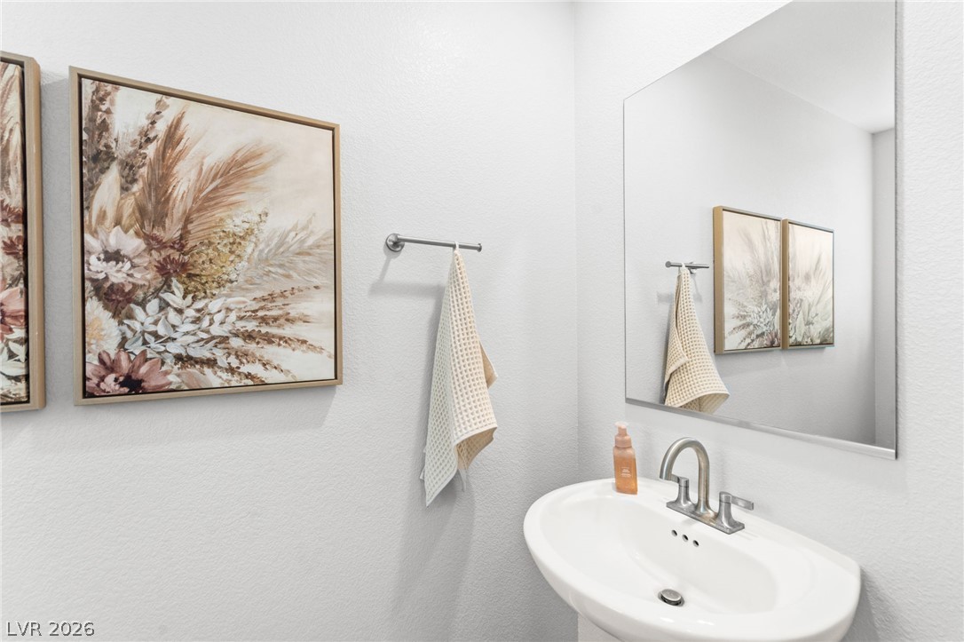 10757 Alamino Avenue Property Photo 26
