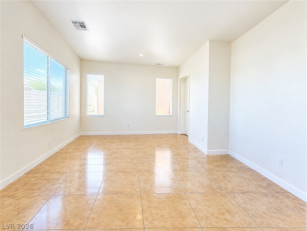 6546 Marco Vista Avenue Property Photo 6