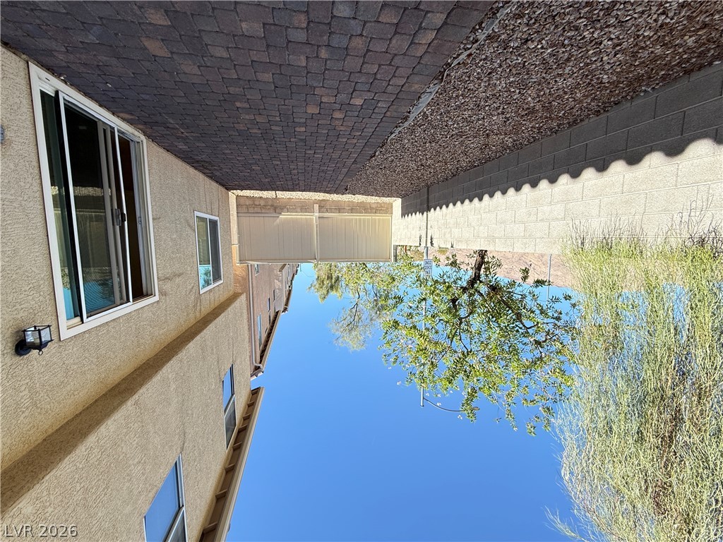 6546 Marco Vista Avenue Property Photo 11