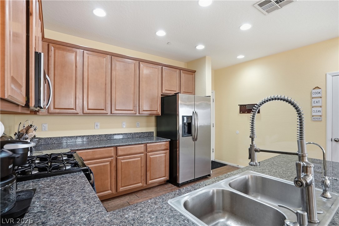 783 Calamus Palm Place Property Photo 9