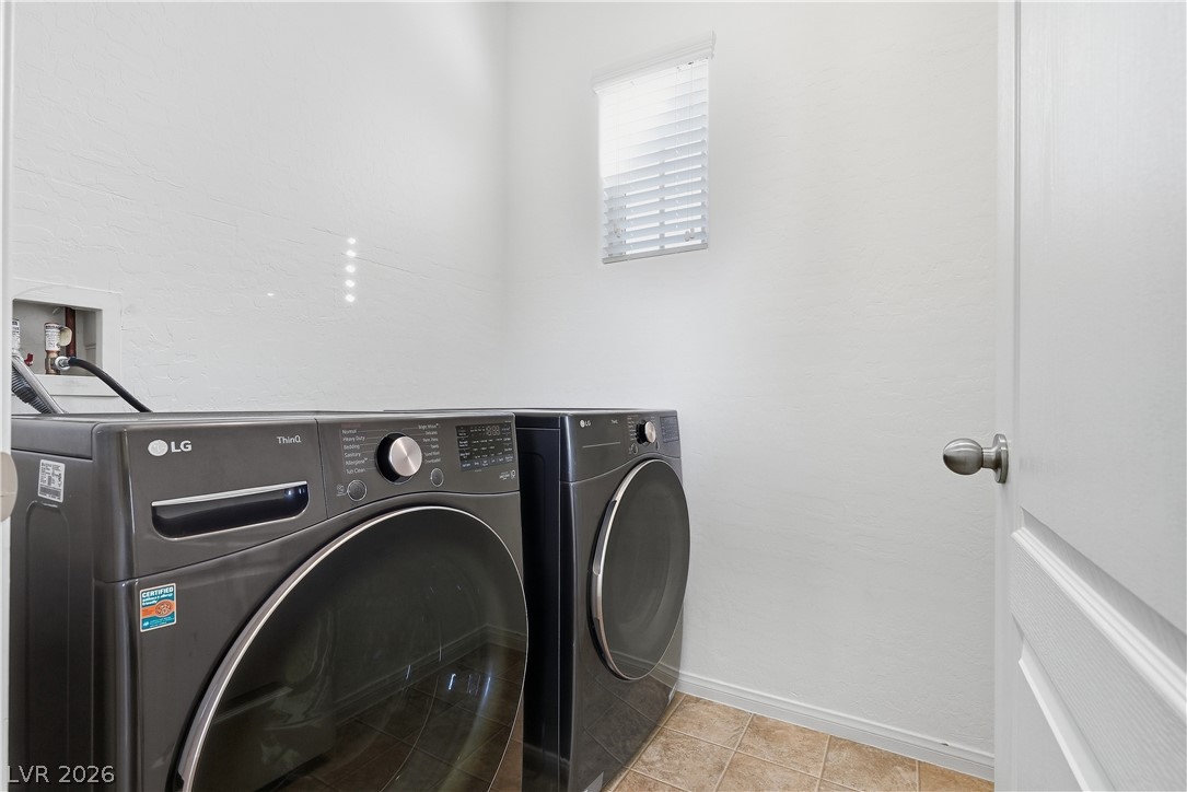 783 Calamus Palm Place Property Photo 34