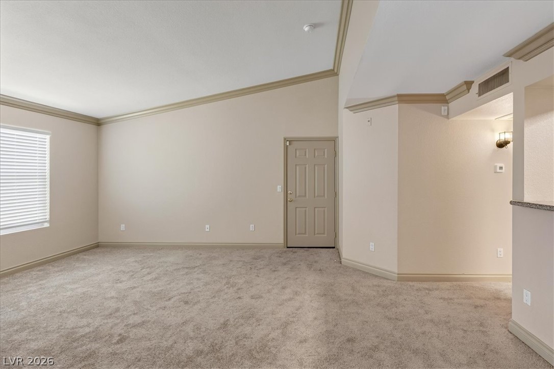 1150 North Buffalo Drive 2022 Property Photo 11
