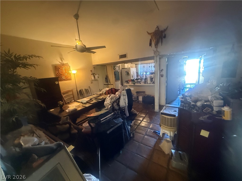 1747 East Desert Inn Road Property Photo 4