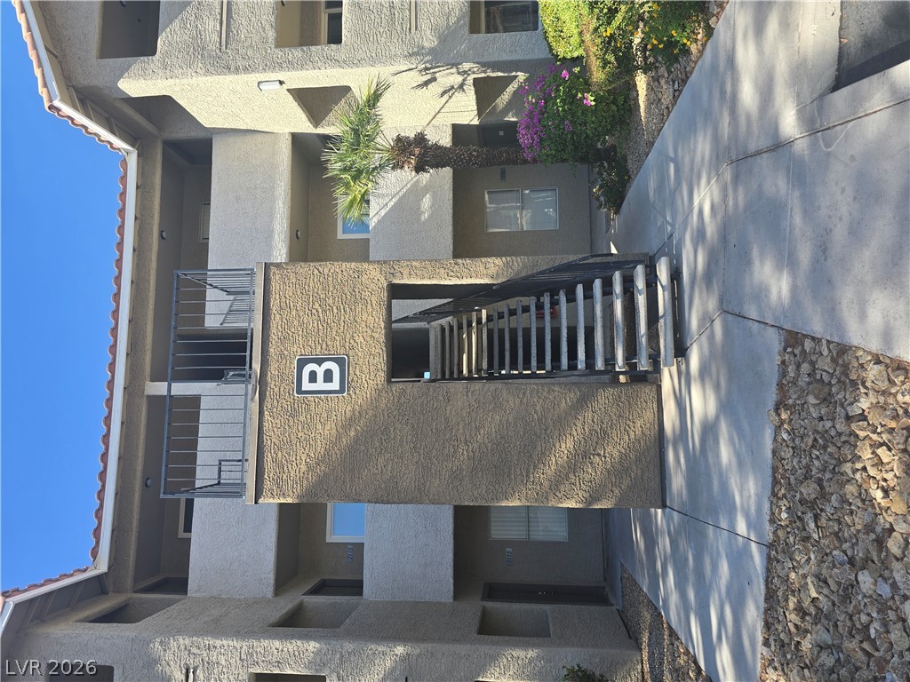4200 South Valley View Boulevard 2117 Property Photo 2
