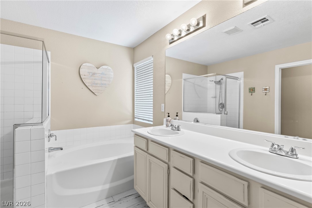 2399 Tilden Way Property Photo 17