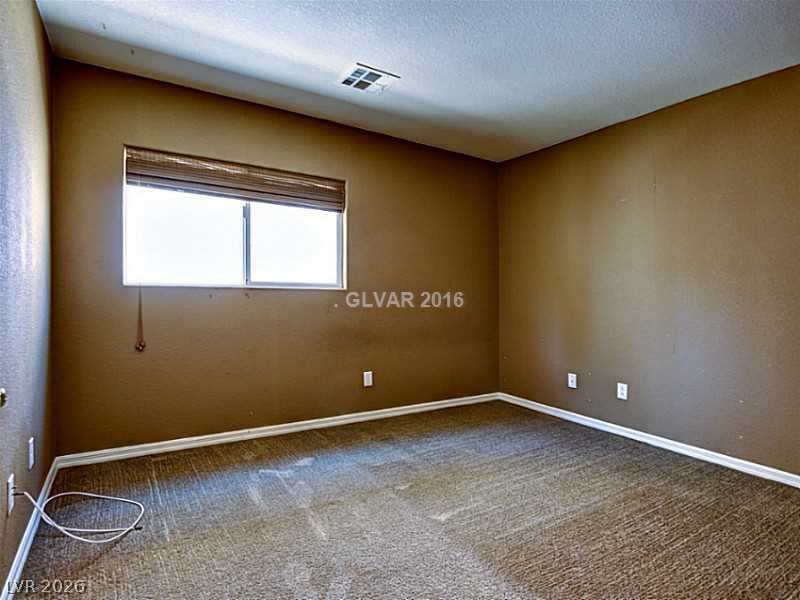 11185 Falesco Avenue Property Photo 8