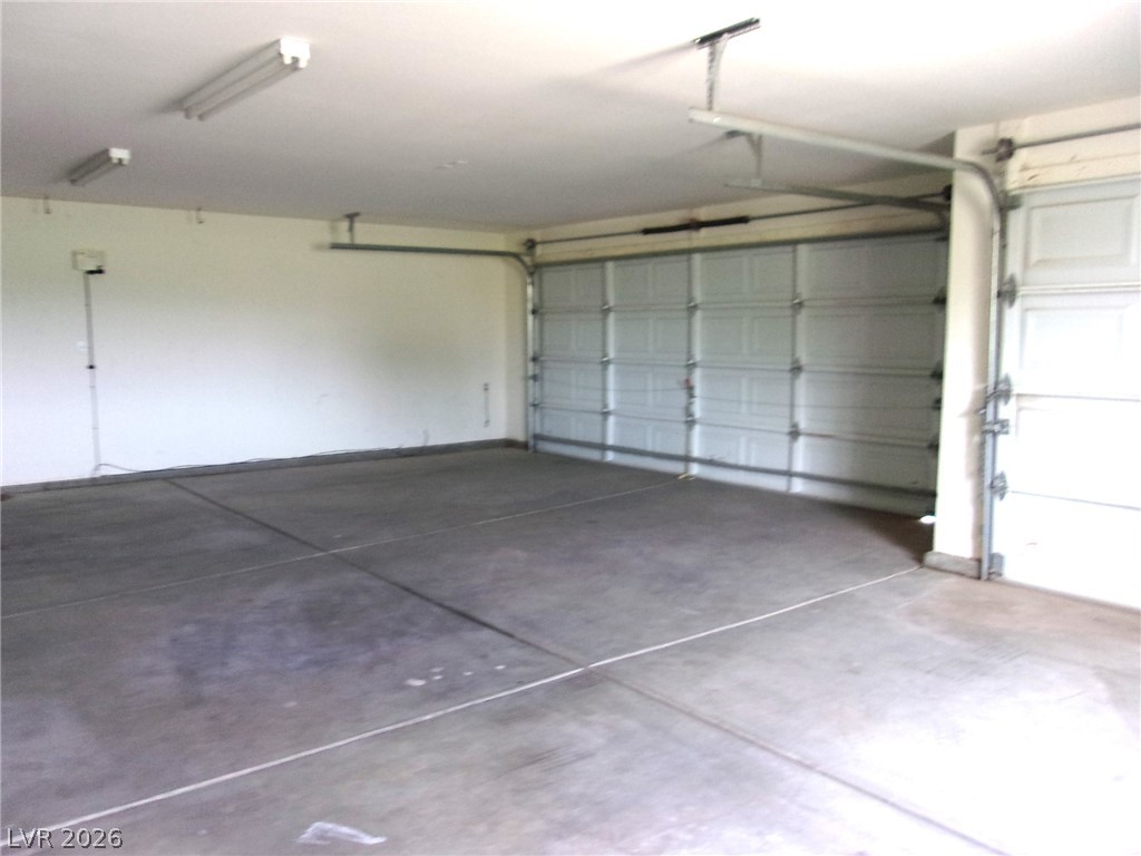 1160 Golf Club Property Photo 14