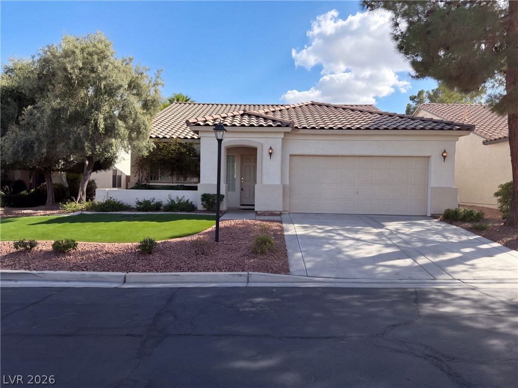4433 El Presidio Drive Property Photo 1