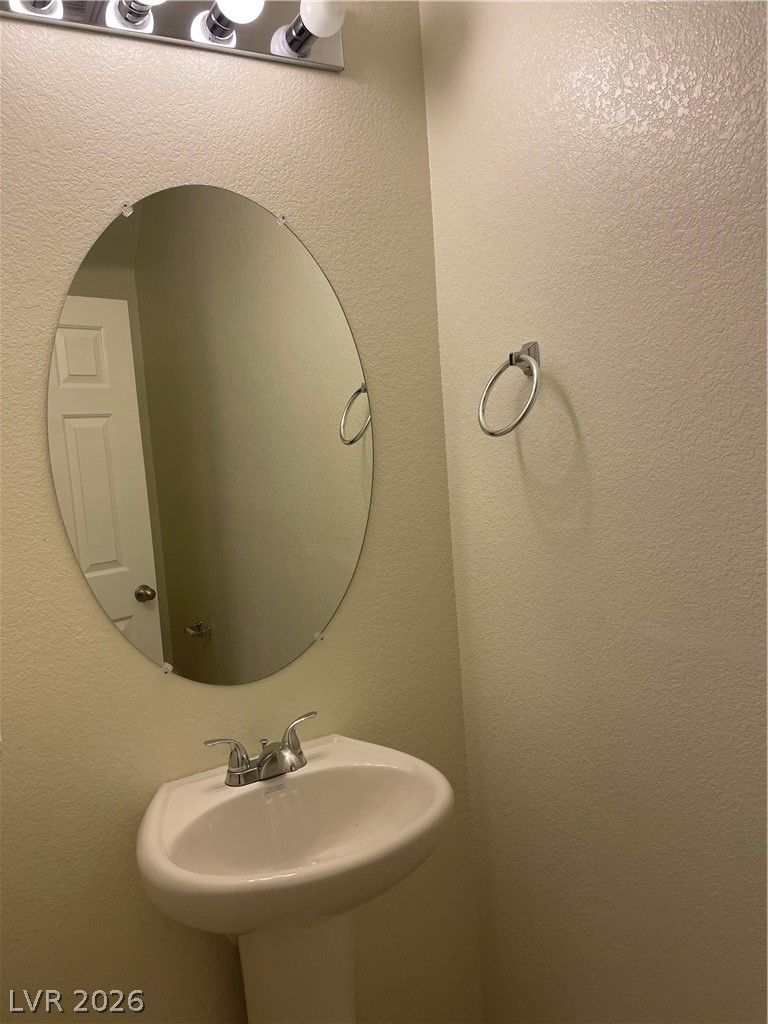 8222 Grizzly Peak Drive Property Photo 8