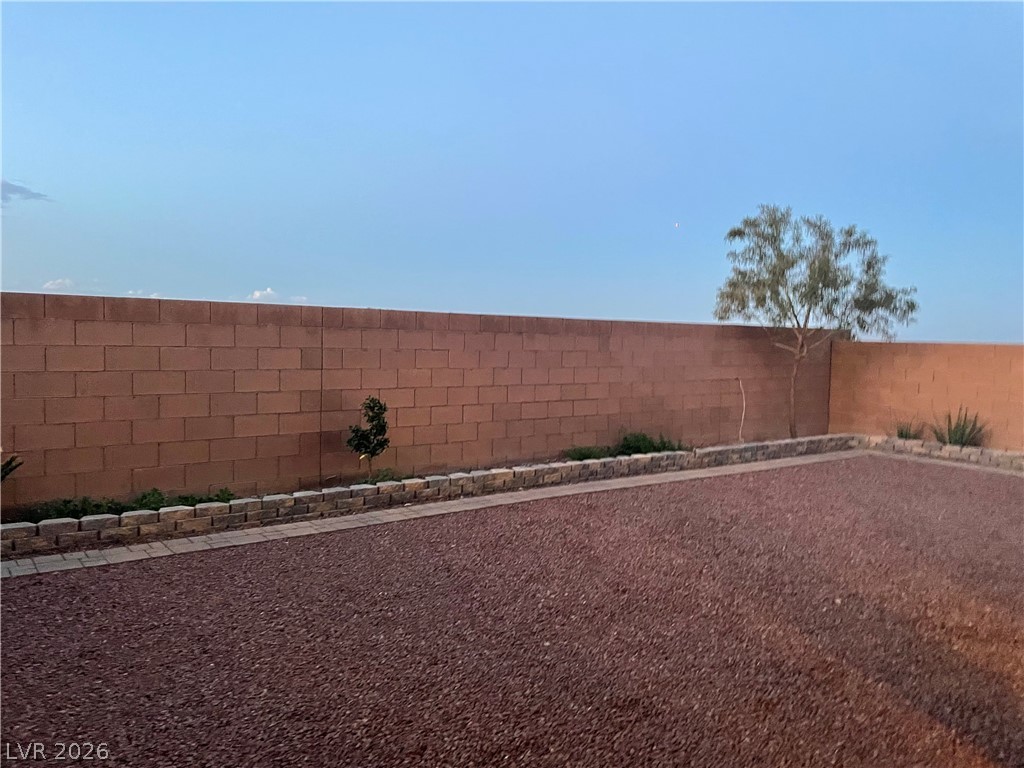 8222 Grizzly Peak Drive Property Photo 18