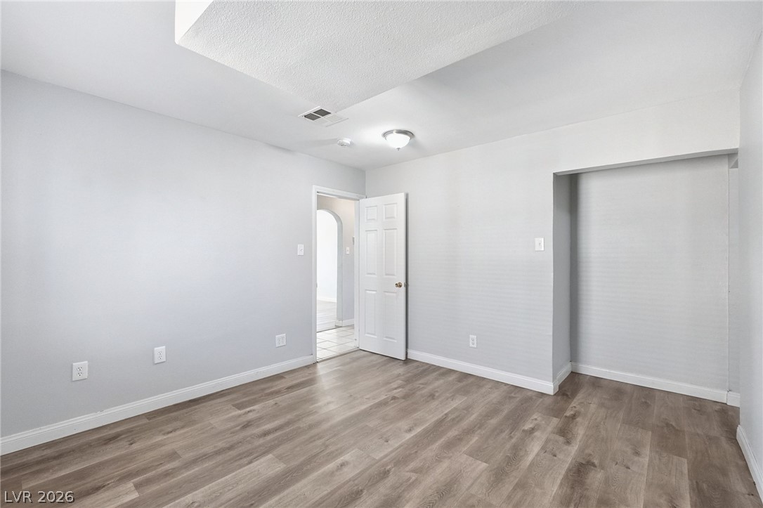 128 Continental Avenue Property Photo 28