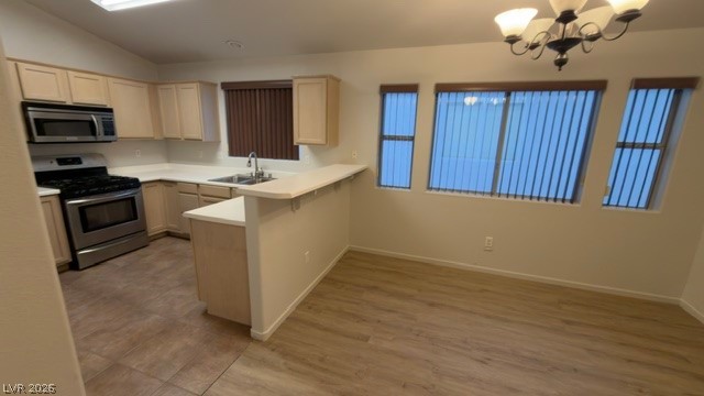 4280 Village Hills Street Property Photo 13
