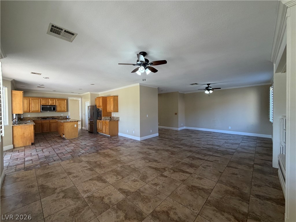 8330 Coyado Street Property Photo 5
