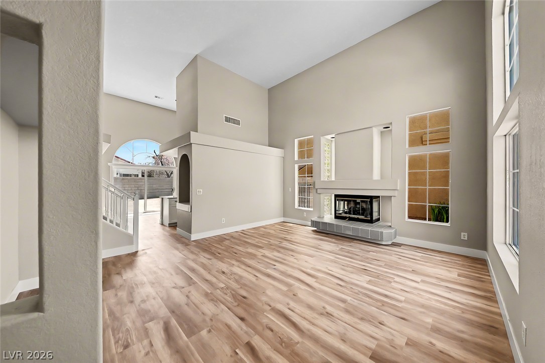 8753 Harvest Valley Avenue Property Photo 3