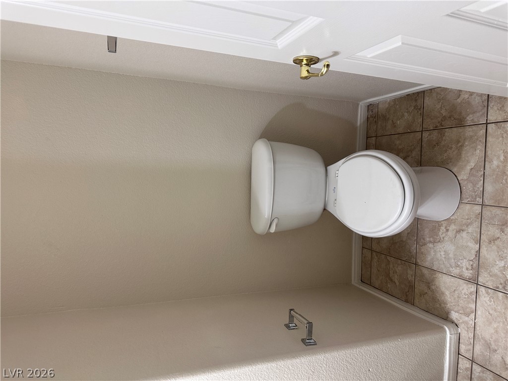 8183 Retriever Avenue Property Photo 6