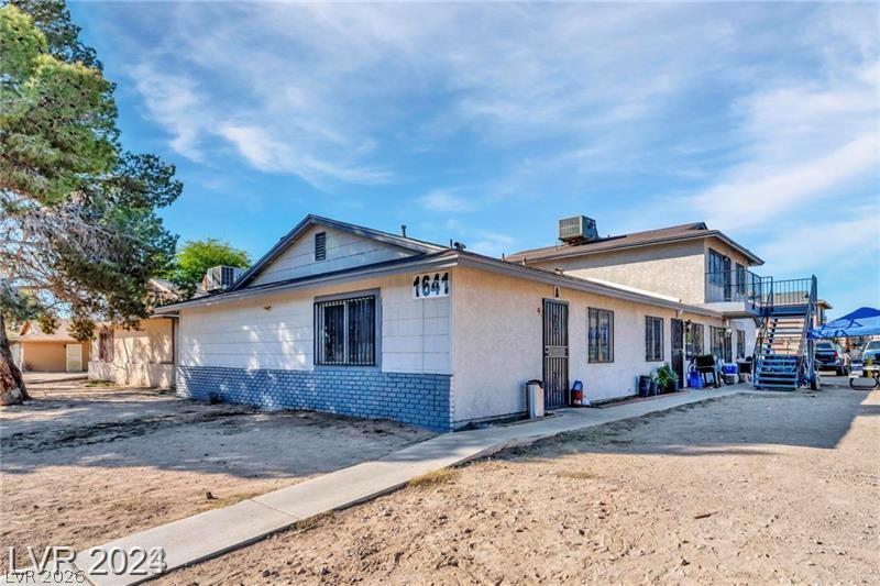 1641 North Lamont Street Property Photo 1