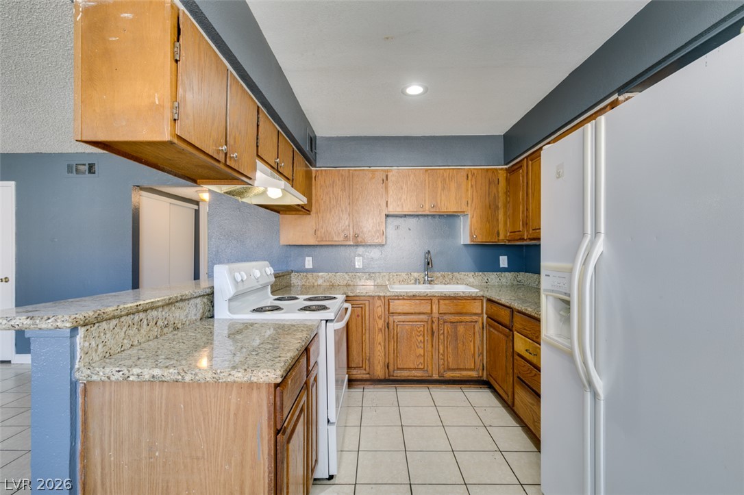 1641 North Lamont Street Property Photo 15