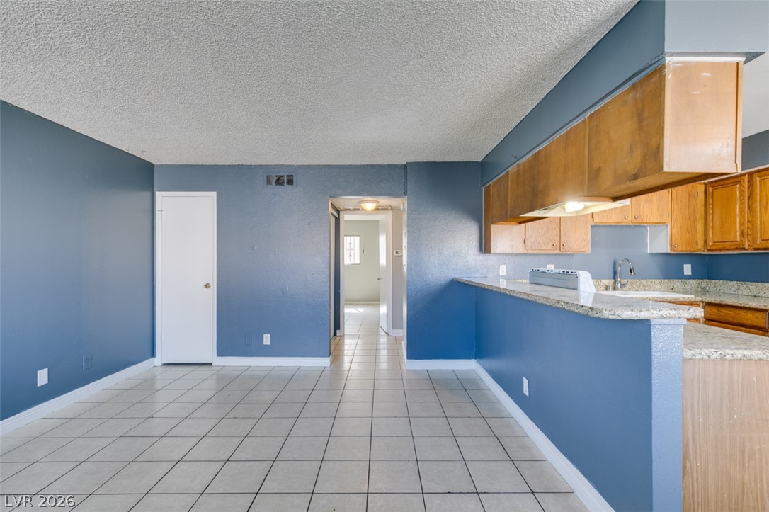 1641 North Lamont Street Property Photo 16