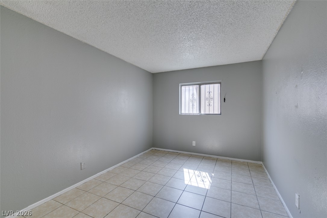1641 North Lamont Street Property Photo 32