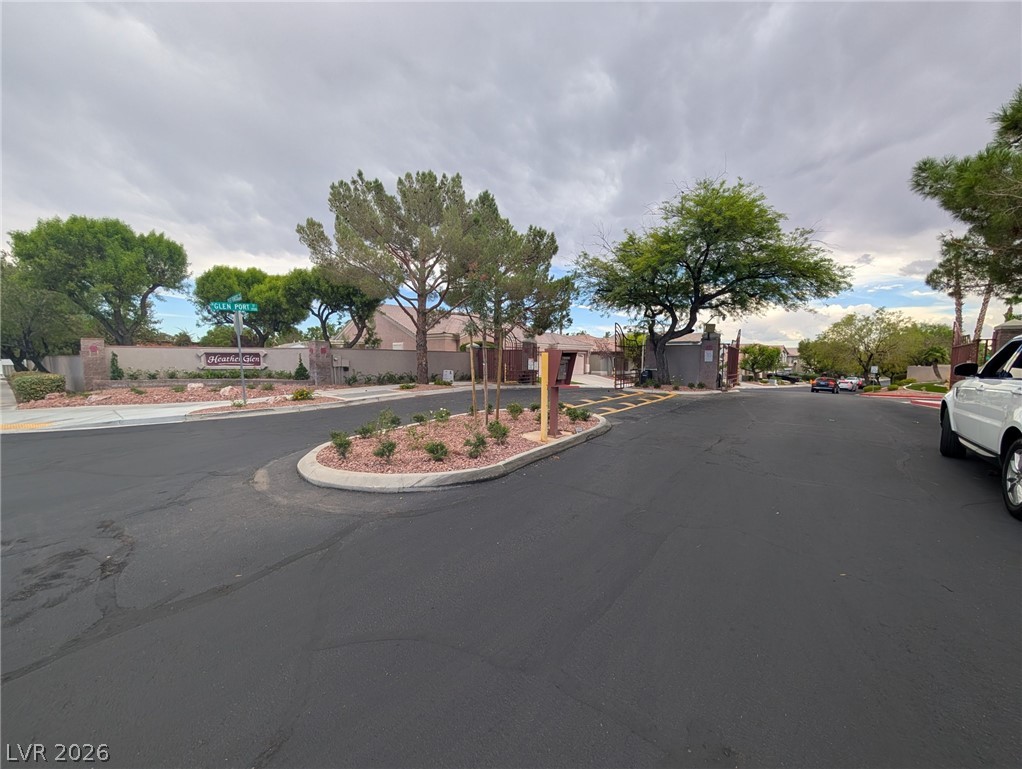 10619 Sunwind Avenue Property Photo 2