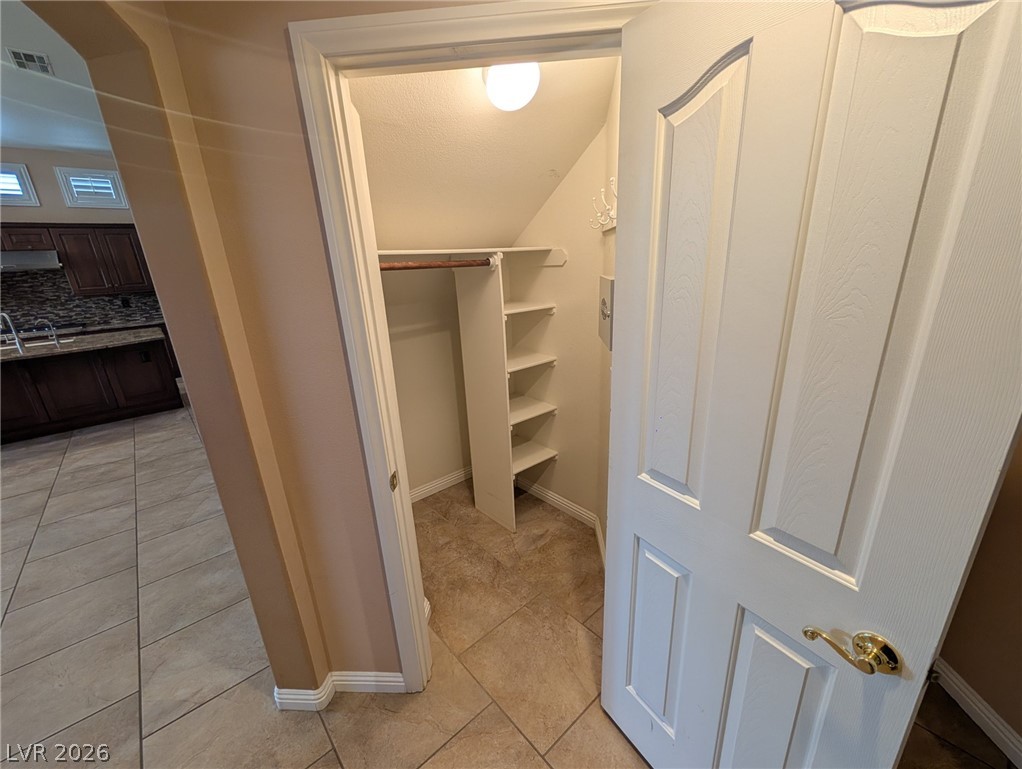 10619 Sunwind Avenue Property Photo 28