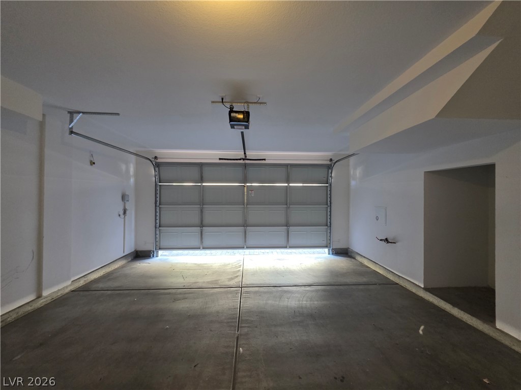 8922 Wallner Street Property Photo 7