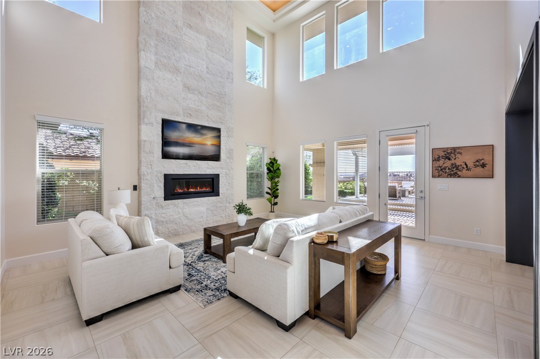 9727 Dream Brook Court Property Photo 14