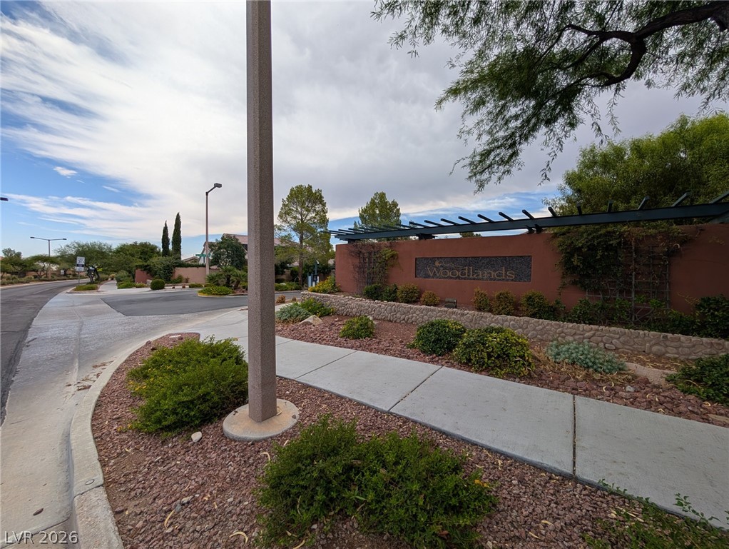 11000 Pine Knolls Court Property Photo 2