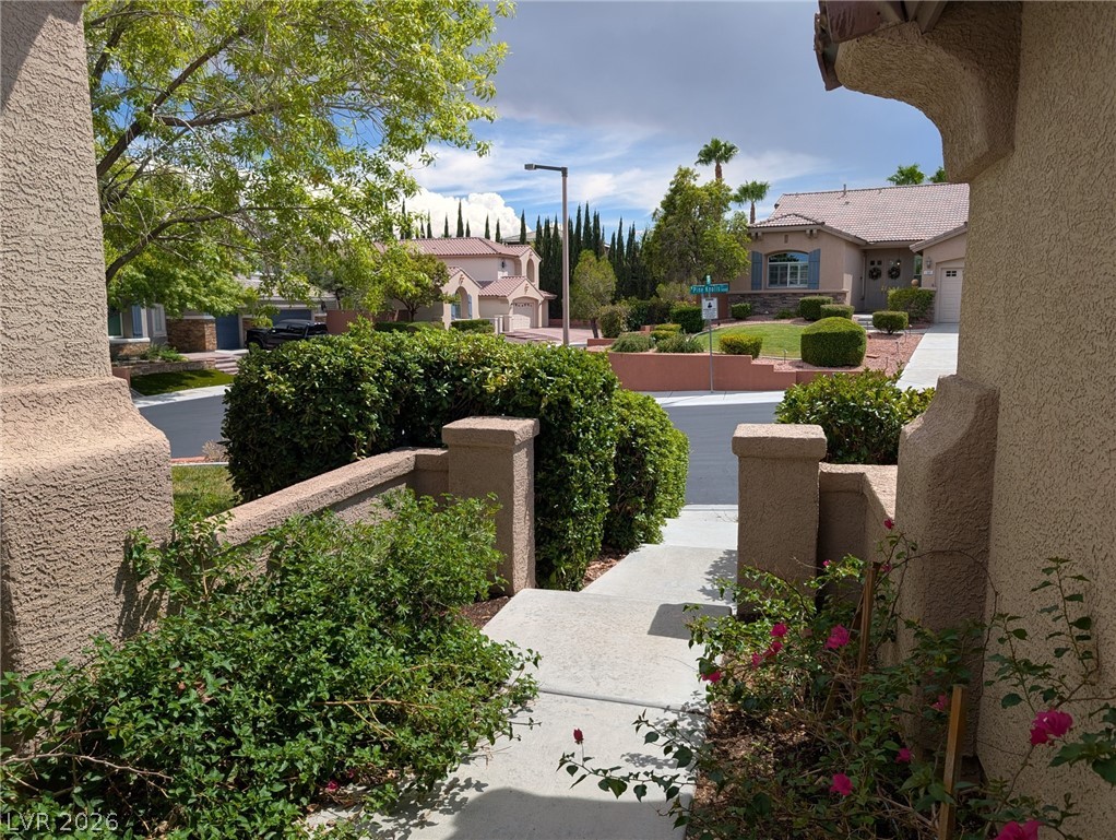 11000 Pine Knolls Court Property Photo 7