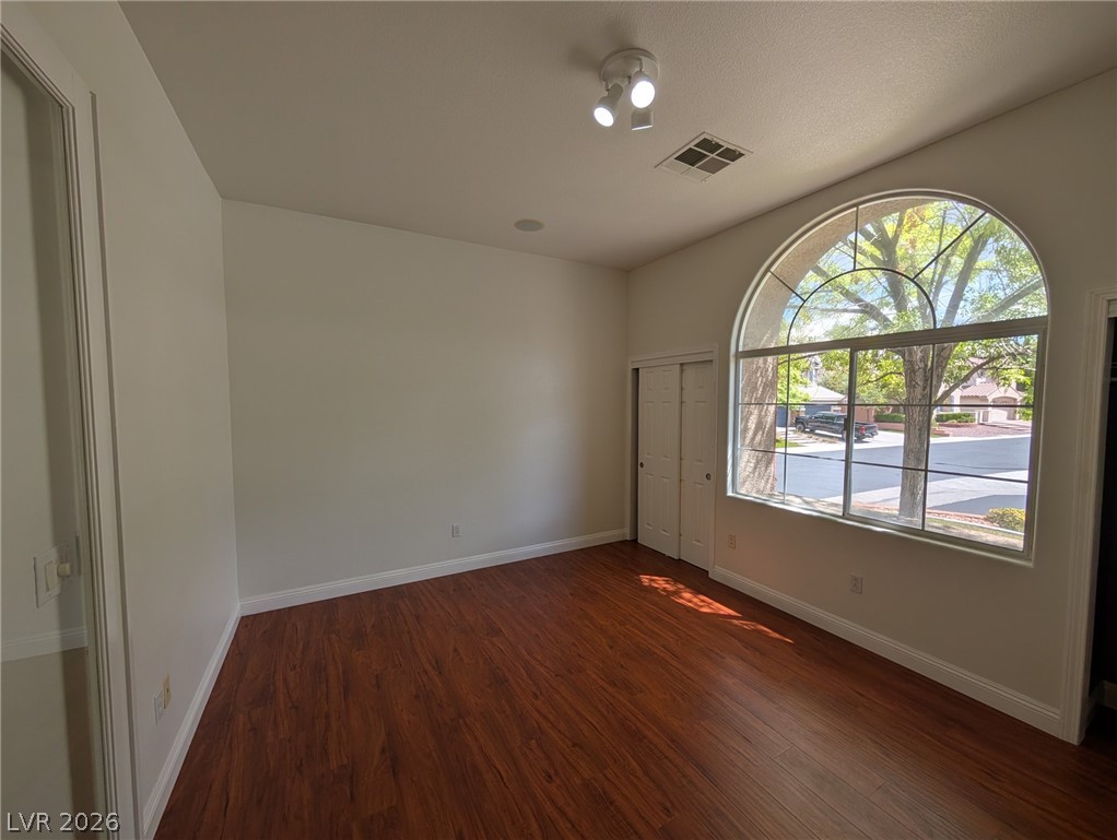 11000 Pine Knolls Court Property Photo 12