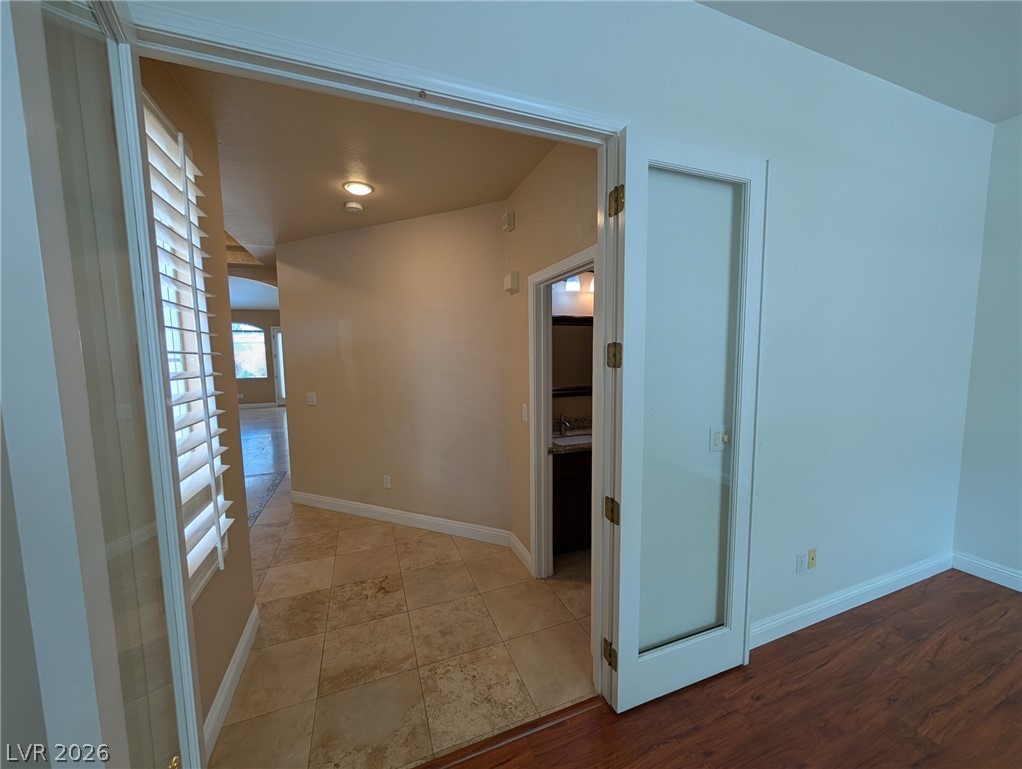 11000 Pine Knolls Court Property Photo 14