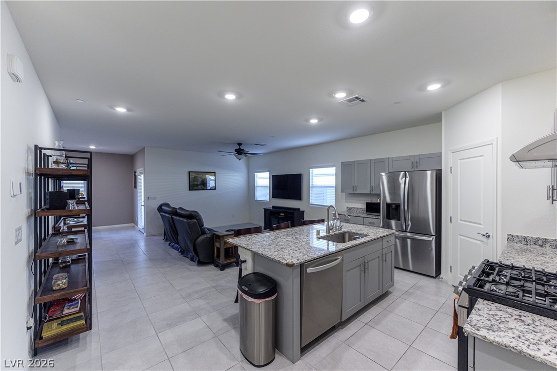 10944 Stone Crossing Avenue Property Photo 3