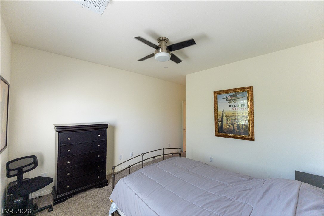 10944 Stone Crossing Avenue Property Photo 16